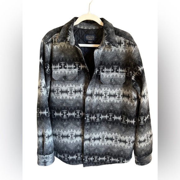 Pendleton wool shirt jacket. - Picture 2 of 4